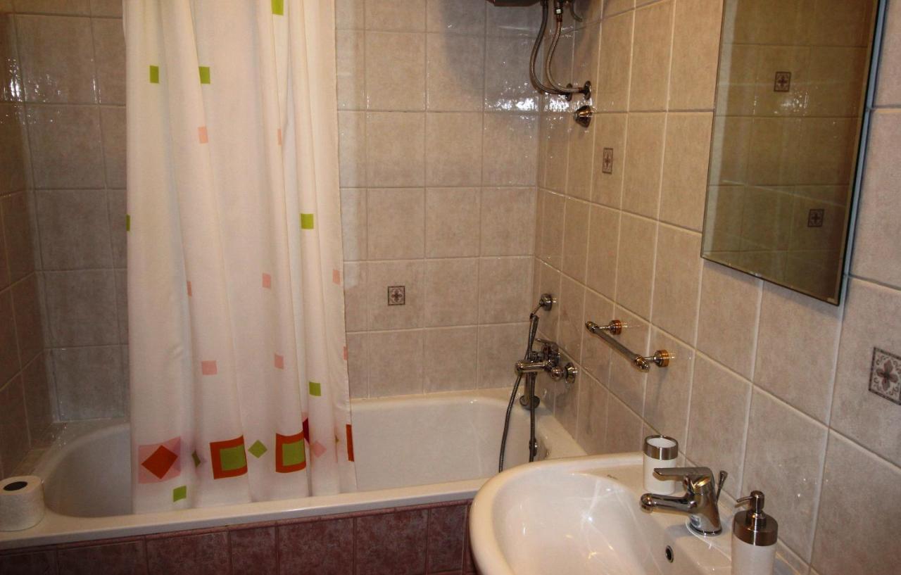 Maria Mare Apartment Ровин Екстериор снимка